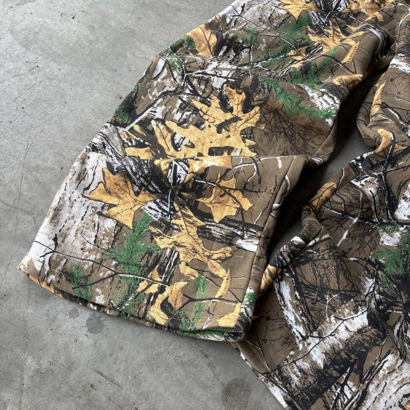Crested Sweatpants Camo